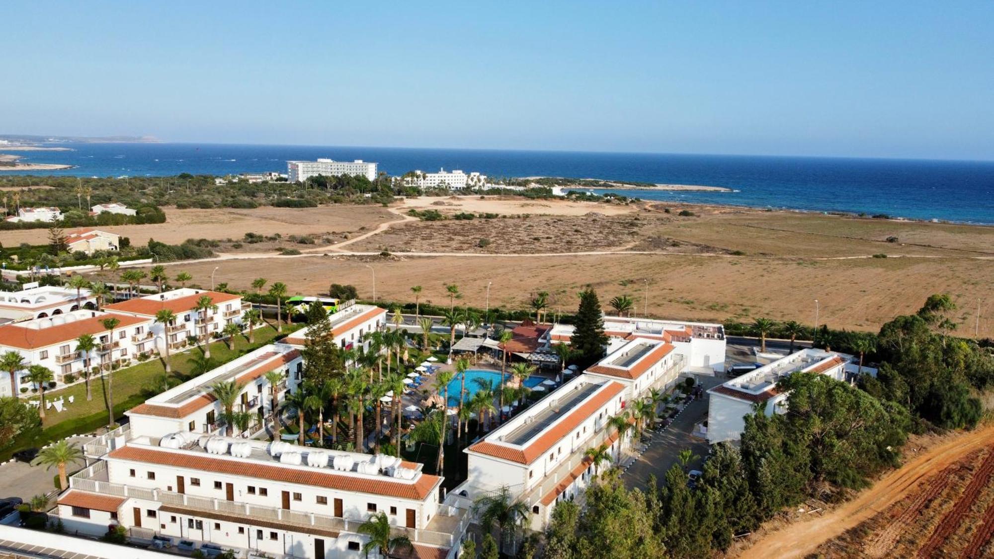Loutsiana Deluxe Apts 3* Ajia Napa