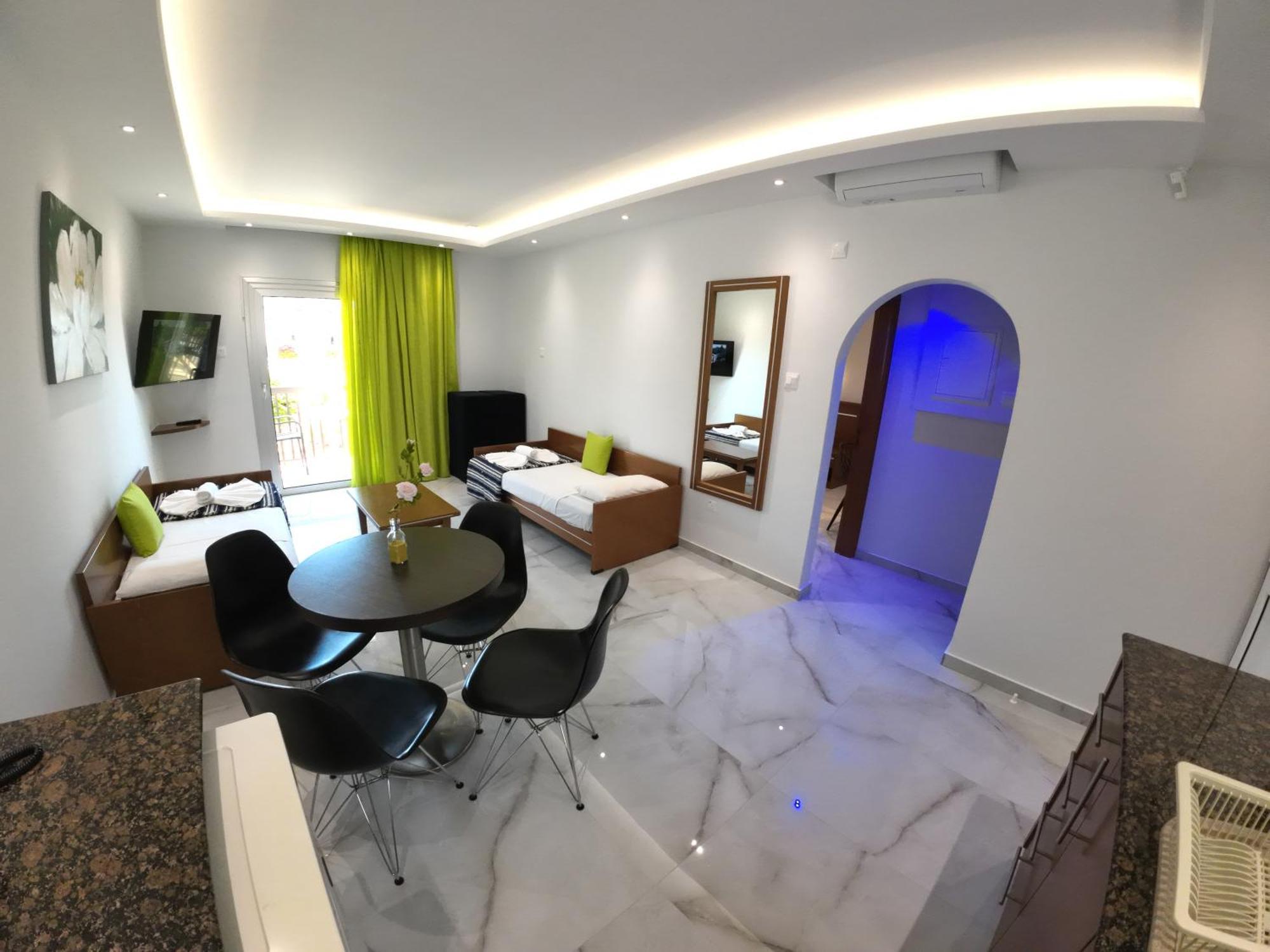 Hotel apartamentowy Loutsiana Deluxe Apts 3*
