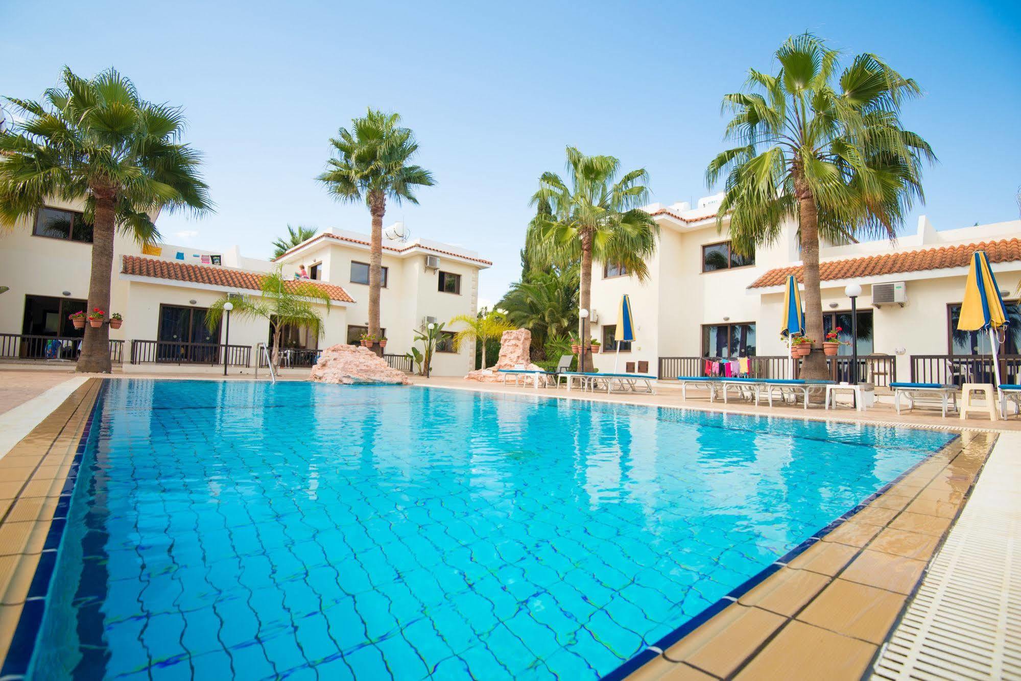 Loutsiana Deluxe Apts Hotel apartamentowy 3*