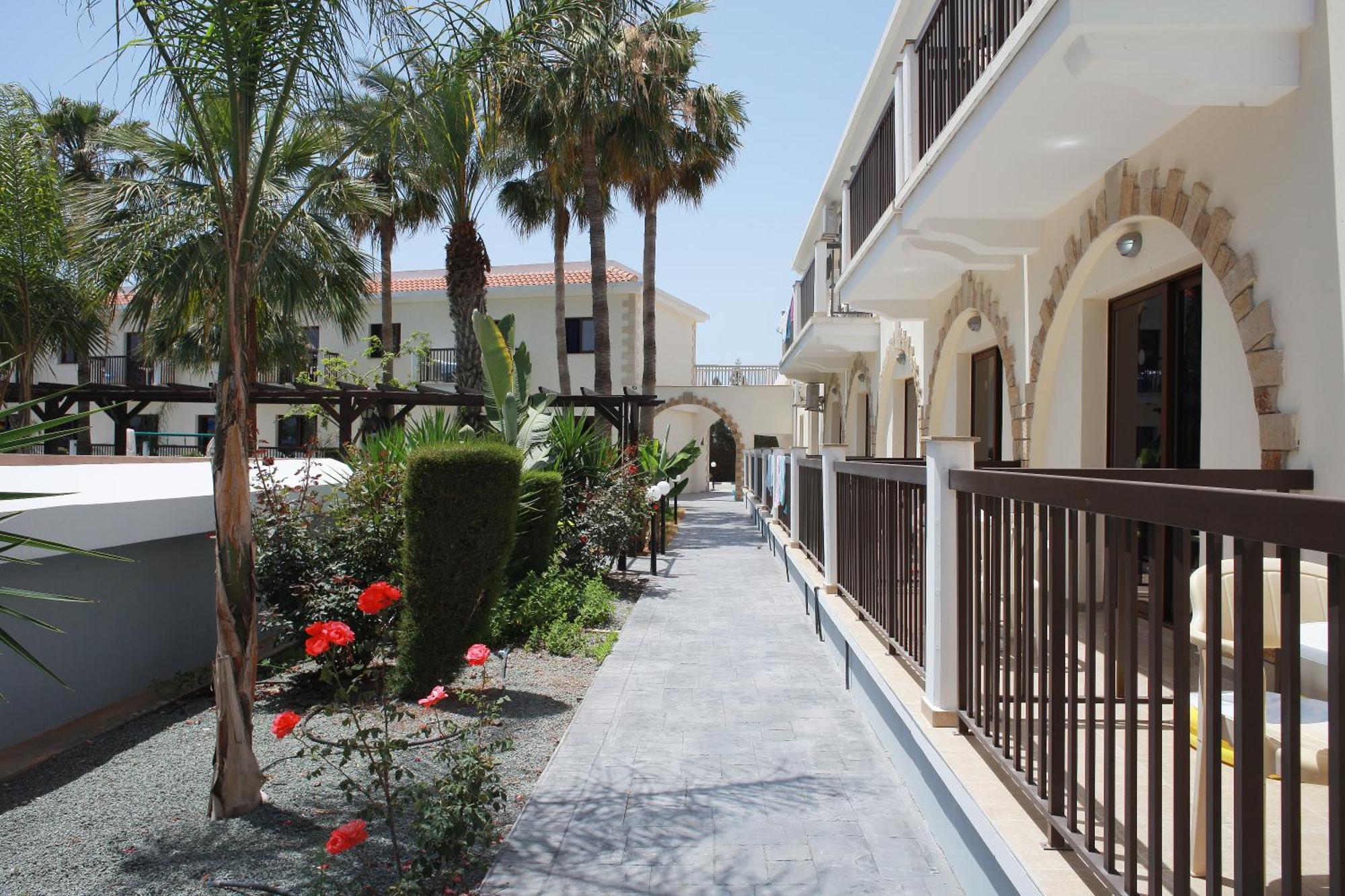 Lägenhetshotell Loutsiana Deluxe Apts Ayia Napa