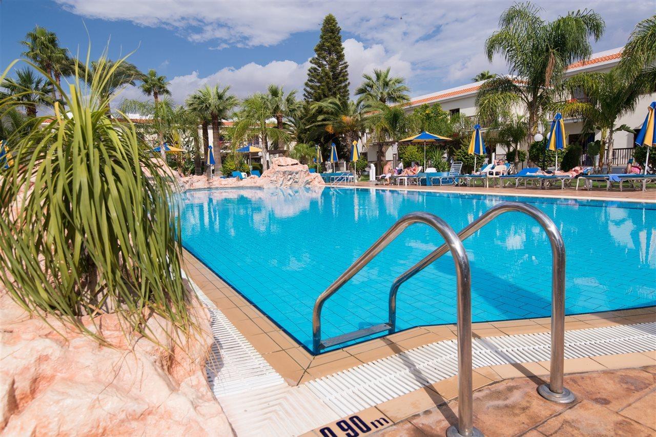 Lägenhetshotell Loutsiana Deluxe Apts Ayia Napa